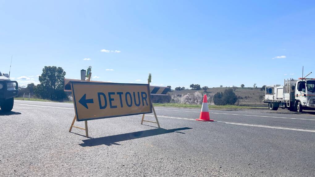 There's a detour in place just outside of Molong following a truck crash between Orange and Wellington on the Mitchell Highway. Picture by Emily Gobourg